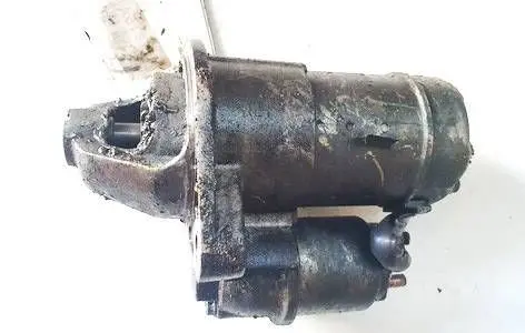 Opel Astra H Starter motor 