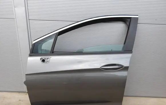 Opel Astra K Front door 