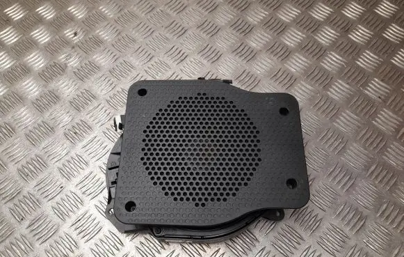 BMW iX1 Subwoofer speaker 9441907