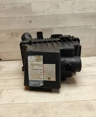 Mazda CX-7 Air filter box 13320 K3804