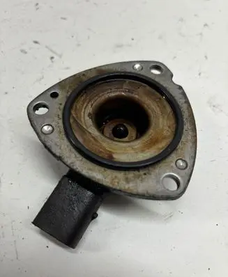Mercedes-Benz E W211 Camshaft vanos timing valve A2710510177 07T274