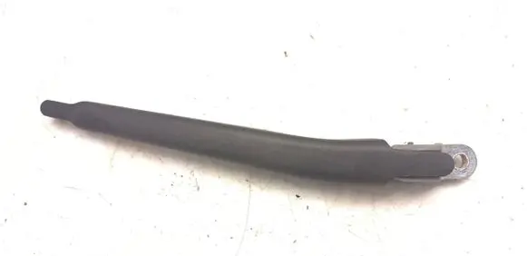 Rear wiper blade arm