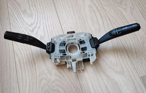 Subaru Legacy Wiper switch 83111AG780