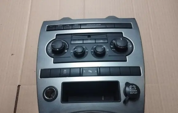 Jeep Grand Cherokee (WK) Climate control unit 055111010AD