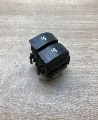 Renault Megane II Electric window control switch