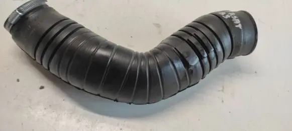 Volkswagen PASSAT B3 Air intake hose/pipe 4161581