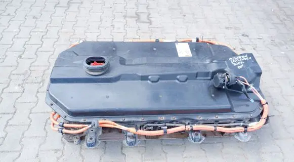 Mitsubishi Outlander Hybrid / electric car battery 9450A031 12KWH