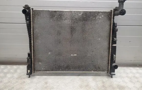 Jeep Grand Cherokee Coolant radiator