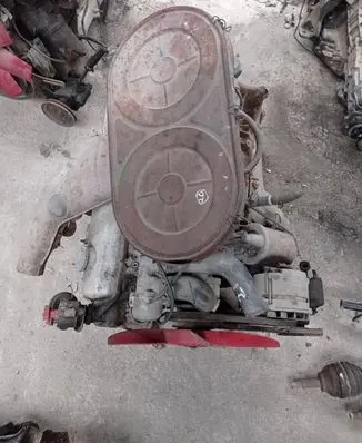 BMW 5 E12 Engine