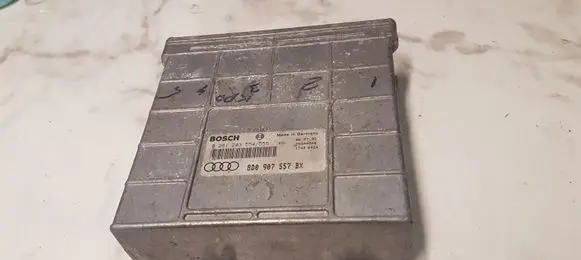 Audi A4 S4 B5 8D Engine control unit/module 0261203554555 8D0907557BX