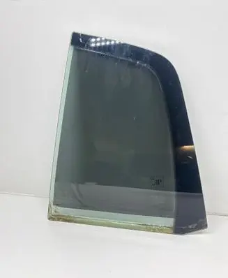 Volkswagen Golf Plus Rear side window DOT24M68AS2 E000255 43R00048