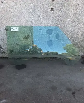 Mini One - Cooper R50 - 53 Front door window glass four-door 43R00049 DOT24AS2M25