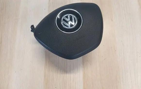 Volkswagen Golf VII Steering wheel airbag 5G0880201S