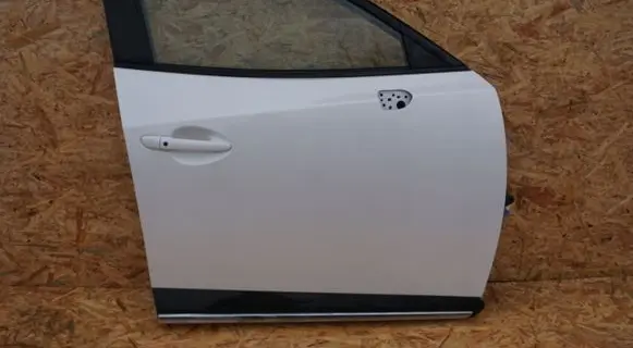 Mazda CX-3 Rear door 