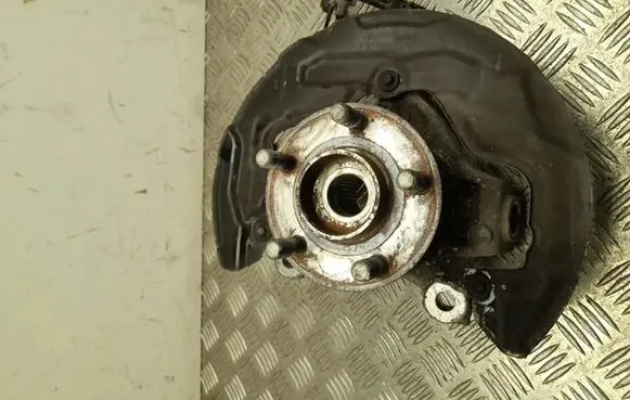 Audi A5 8T 8F Front wheel hub F2GC3K171A