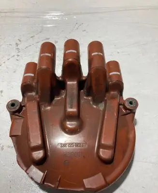 BMW 3 E30 Spark distributor cap 1235522397