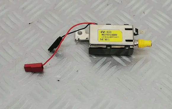 Hyundai Sonata LF Aerial antenna amplifier 96270C3000