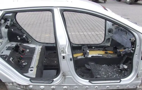 Hyundai i40 Side car body part 