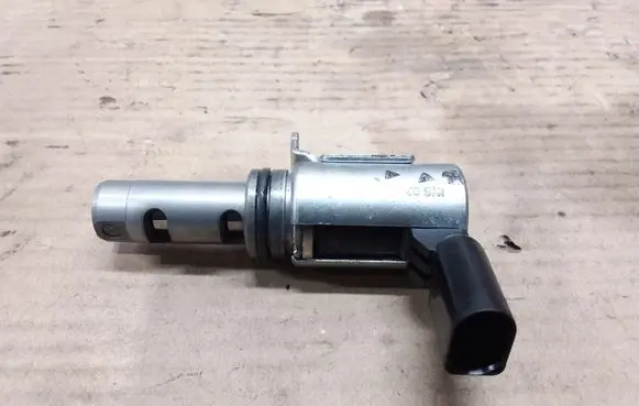 Volkswagen PASSAT CC Camshaft vanos timing valve 03C906455A