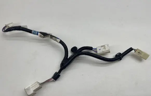 Toyota Prius (XW50) Seat wiring loom 8219247100