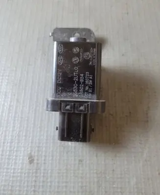 KIA Sportage Glow plug pre-heat relay 368302UTL0