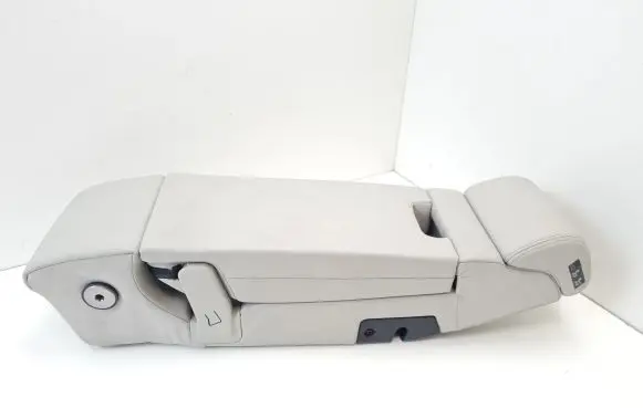 Porsche Panamera (971) Rear seat armrest 