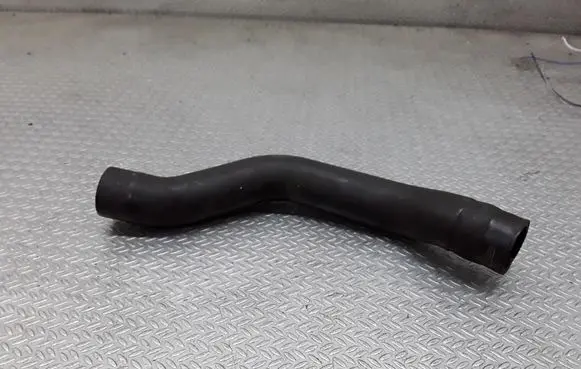 Mazda CX-7 Engine coolant pipe/hose