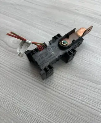 Mercedes-Benz Vito Viano W639 Fuse module 2035400050 08200500 10400579501