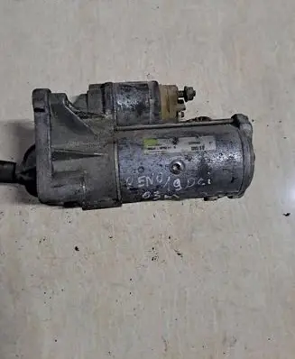 Renault Laguna II Starter motor 8200331261 D7R49 0752HF