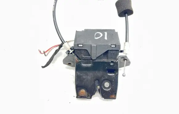 Mercedes-Benz CLS C219 Loading door lock A1717500085