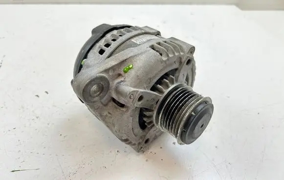 Fiat Freemont Generator/alternator P56029574AA