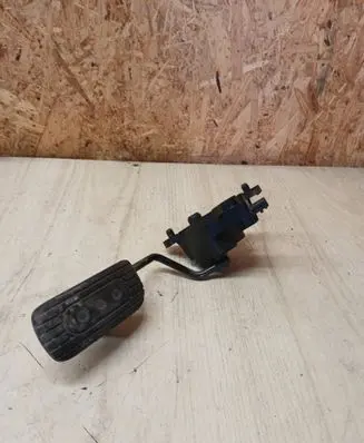 Nissan Micra Accelerator throttle pedal 18002AX700