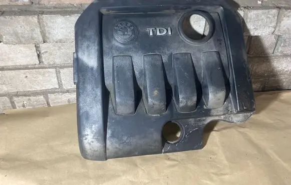 Skoda Octavia Mk2 (1Z) Engine cover (trim) 03G103925BK