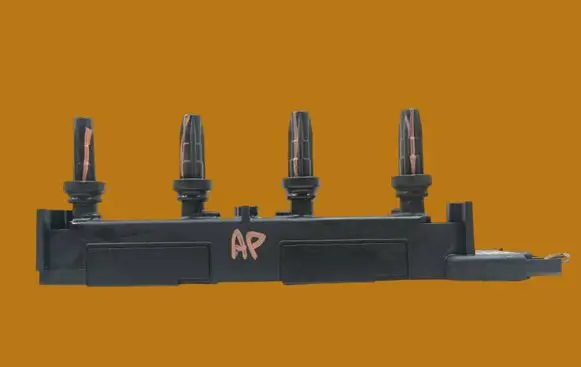 Citroen Xsara Picasso High voltage ignition coil 9634131480