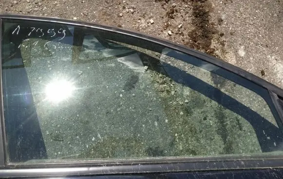 Fiat Croma Front door window glass four-door
