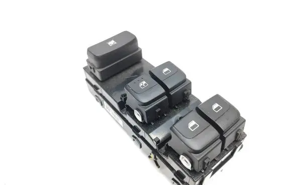 KIA Rio Electric window control switch 93570H8000WK 1810190302 4D64901000