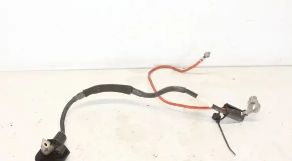 Volkswagen Golf VI Positive cable (battery)