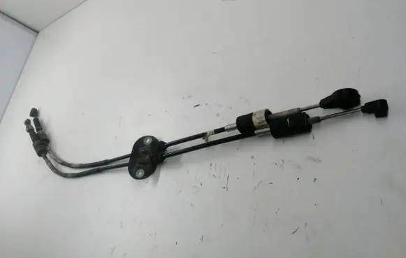 Ford Focus Gear shift cable linkage 