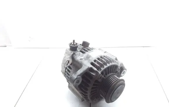 Toyota Yaris Generator/alternator 2706033040