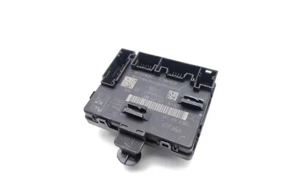 Audi A3 8Y Door control unit/module 5Q0959593L 5Q0959593F