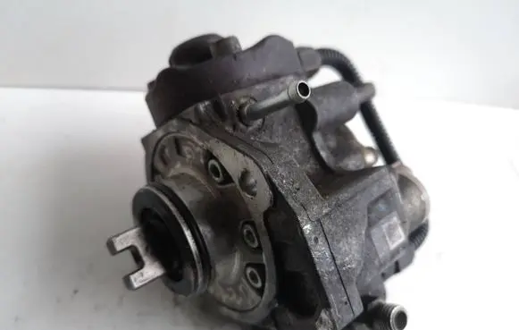 Mazda 3 II Fuel injection high pressure pump R2AA13800 2940000620