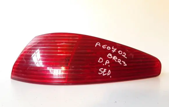 Peugeot 607 Rear/tail lights 2543D