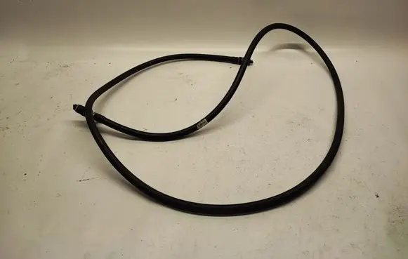 BMW 1 F20 F21 Windshield washer fluid hose 8058068 805806801