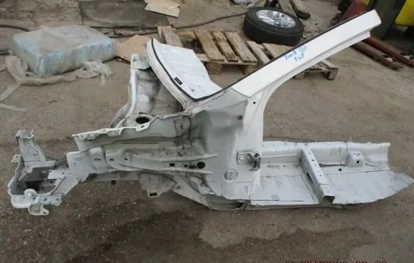 Peugeot 2008 I Front quarter panel