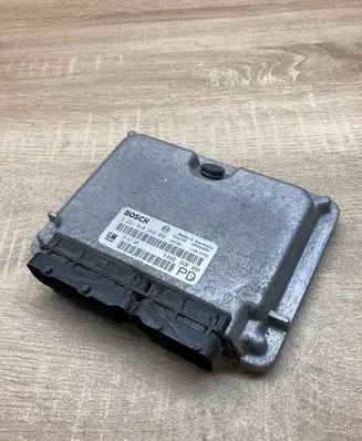 Opel Zafira A Engine control unit/module ECU 24417169 0281010268