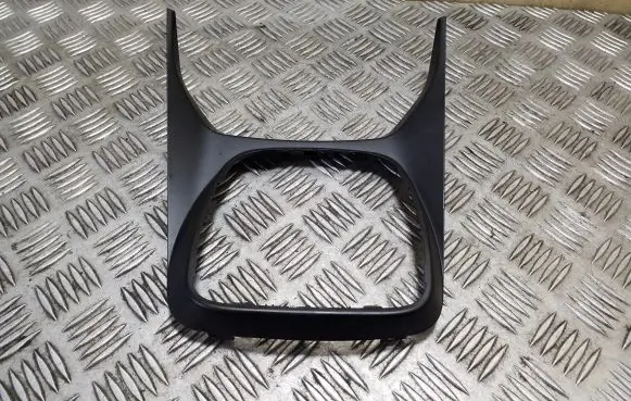 Ford Kuga II Gear shifter surround trim plastic AM51R044H82AFW