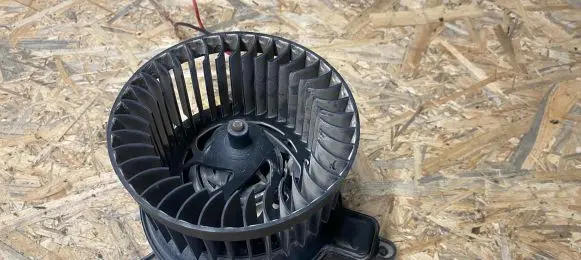 Peugeot Partner Heater fan/blower M490306680