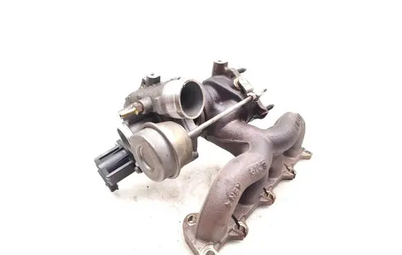 Volkswagen Jetta VI Turbo 03C145701T