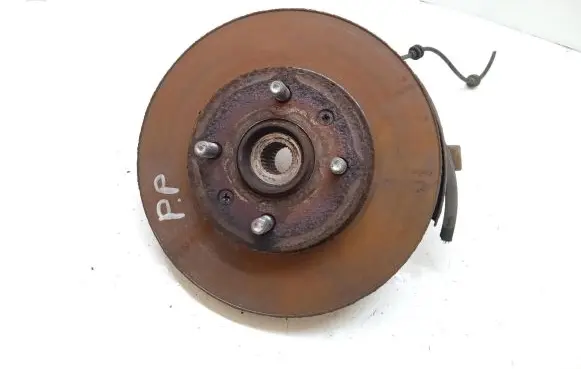 Hyundai i20 (PB PBT) Front wheel hub spindle knuckle