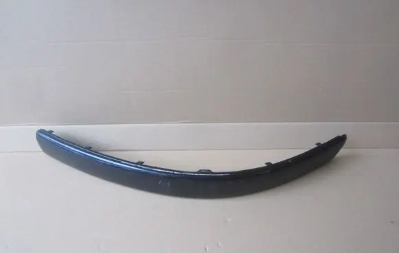 Volkswagen PASSAT B5 Front bumper splitter molding 3B0807717A